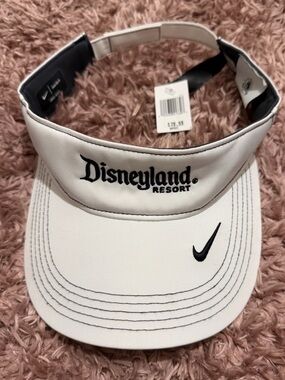 Nike Dri Fit  Disneyland Resort Visor